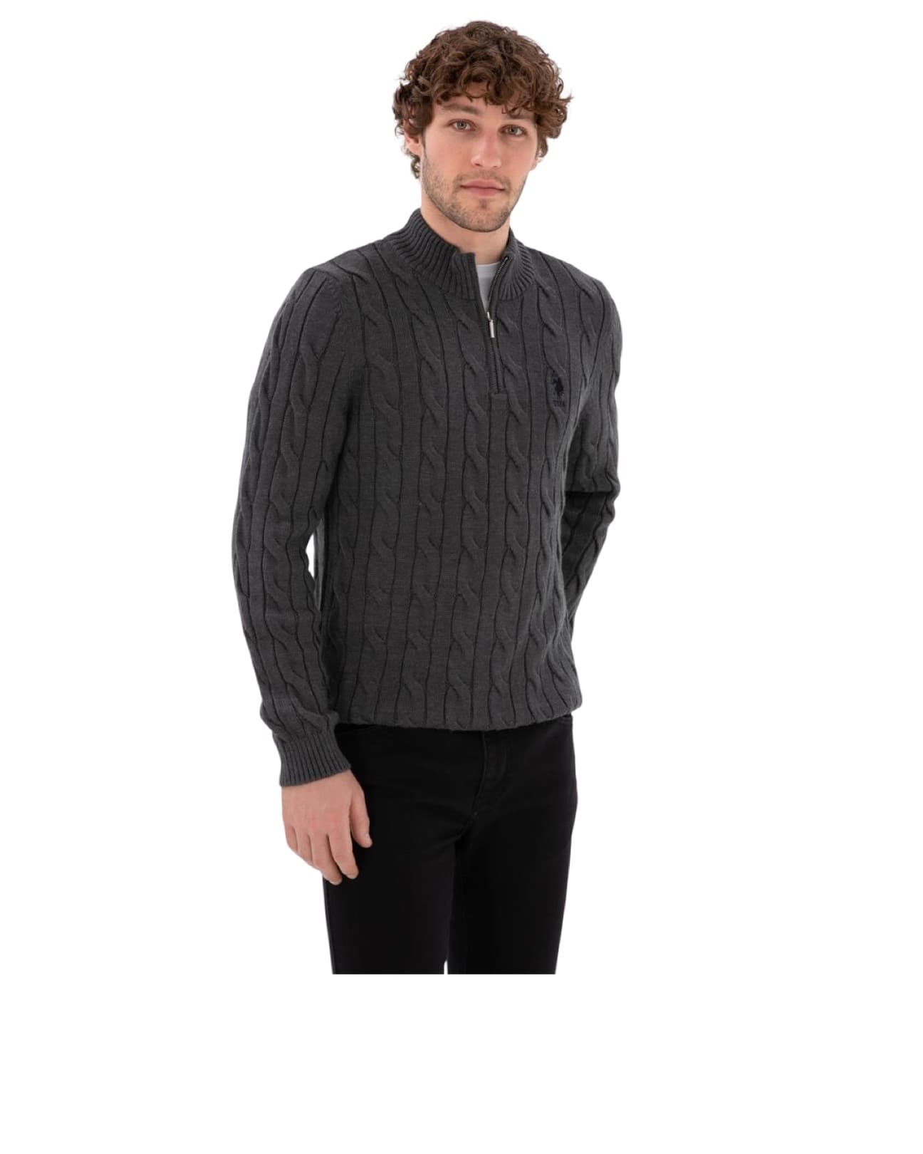 Men’s Half-Zip Cable Knit Sweater