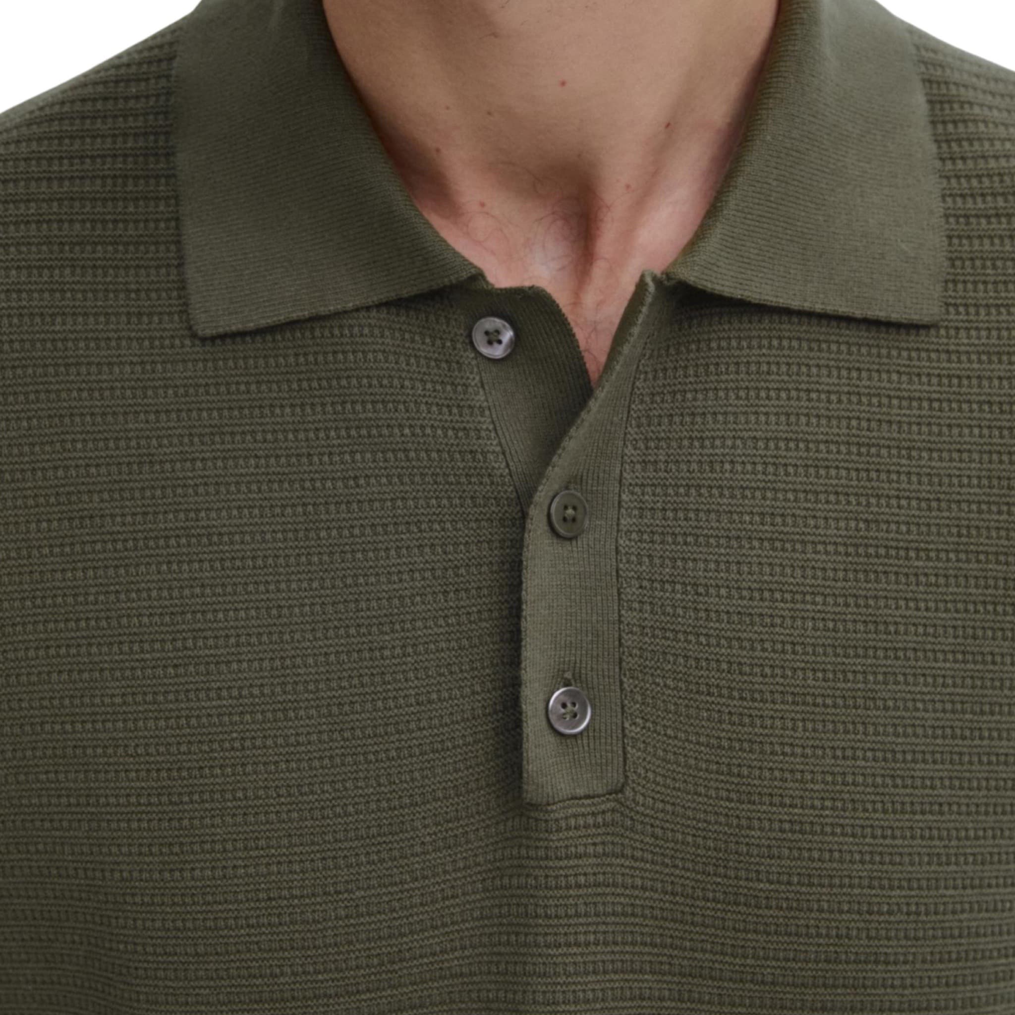 Textured Piqué Short Sleeve Polo Shirt